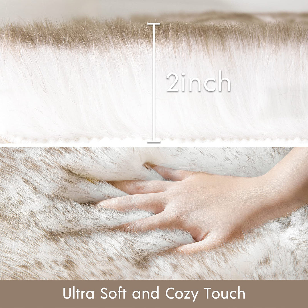 Faux Fur Rug, Fluffy Soft Faux Fox Fur Area Rugs for Bedroom Livingroom Kids Room Decor,Shaggy Fur Rugs Anti-Skid, White Brown, 2 x 6 Feet
