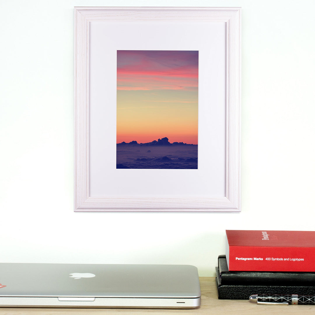 Wiltshire 236, Simple White Hardwood Picture Frame with Single White Mat - Displays a 16 x 20 Inch Print with the Mat or 20 x 24 Inch without the Mat