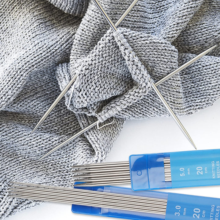 Short Double Pointed Knitting Needles Kit 20cm, Double Ended Stainless Steel Needles 2.0mm to 5.0mm, DPNS Knitting Pins Set for Beginner & Kids, Sock Knitting Needles 35 Pack & Knitting Gauge