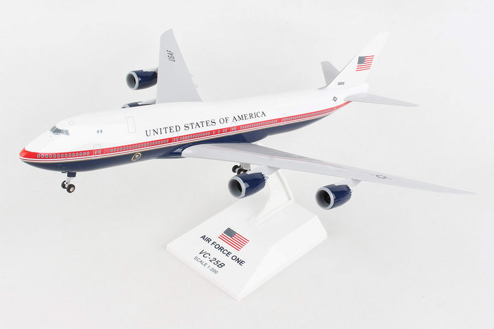 Skymarks 747-8i Air Force One (VC25B) 1/200 Scale w/Gear SKR1076 New 2020