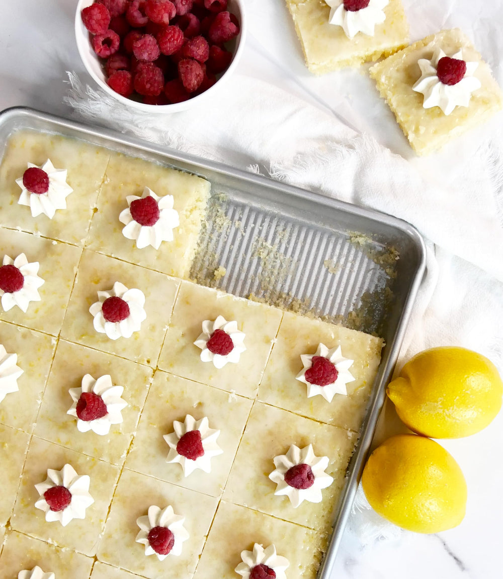 Bakeware Half Sheet Pan, Warp Resistant Nonstick Baking Pan, Made in the USA from Aluminized Steel 17.75 x 12.75 x 1