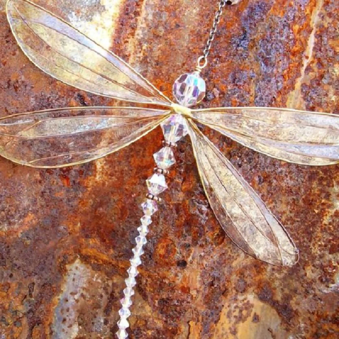 Suncatcher Dragonfly, Small Dazzlefly Dragonfly Sun Catcher with Crystals,Rainbow Maker Pendant Window Hanging Ornamen…