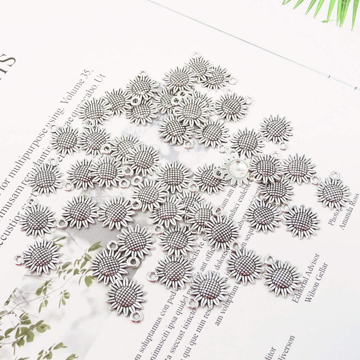 50PCS Vintage Alloy Sunflower Charms Pendant for Jewelry Making or DIY Crafts (Silver)