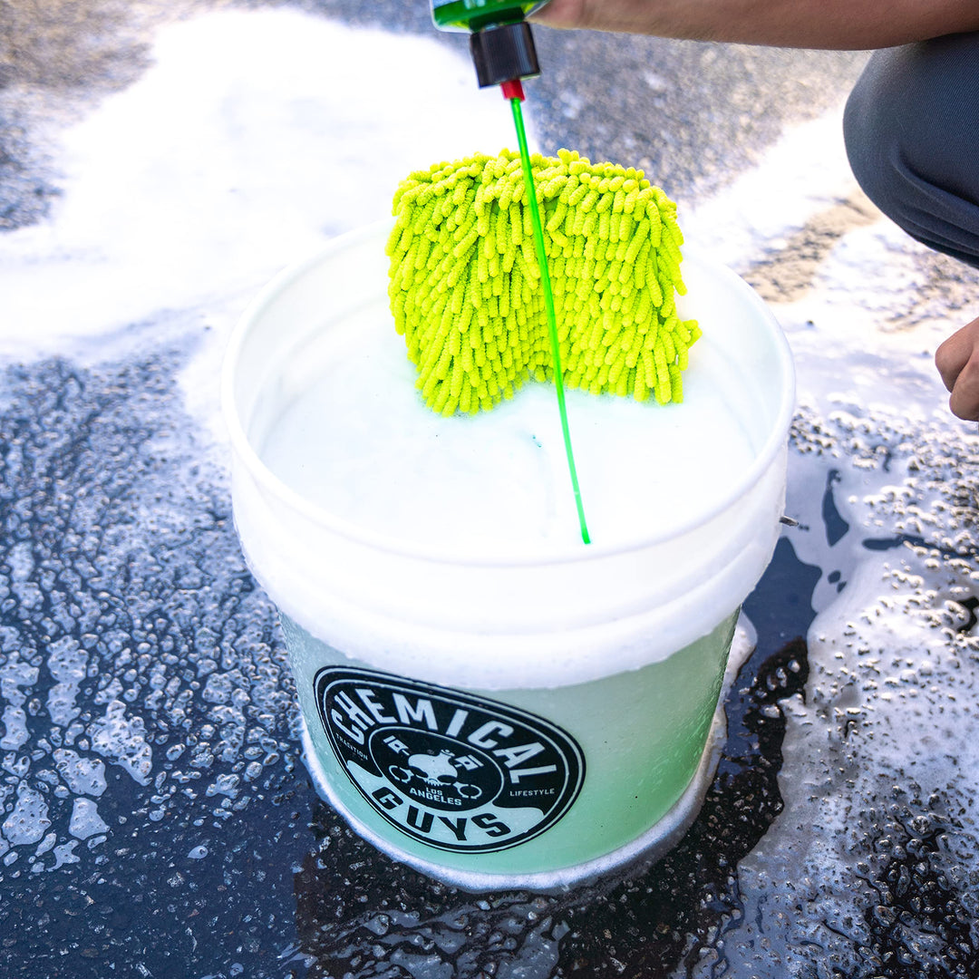 ACC_103 Heavy Duty Detailing Car Wash Bucket with Logo, 4.5 Gal , Semi Transparent White