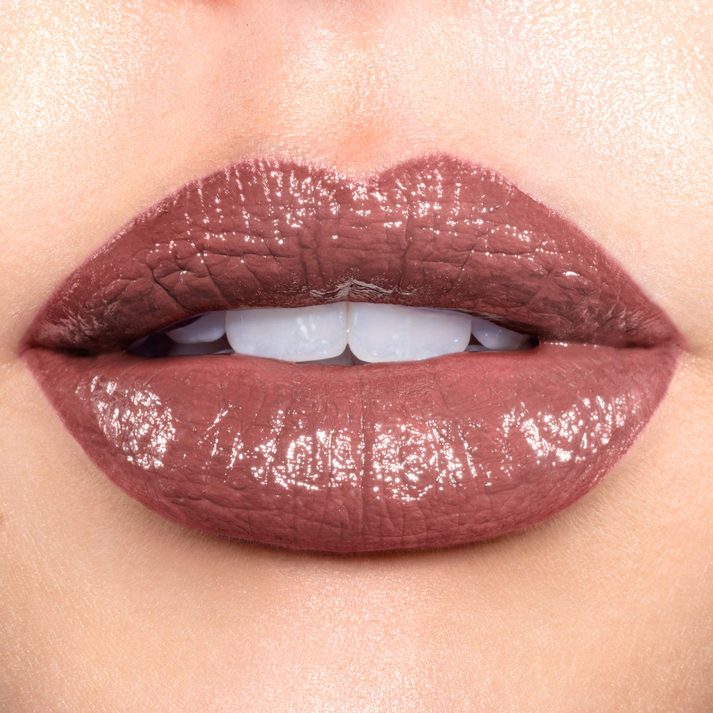Revlon Super Lustrous Lipstick, High Impact Lipcolor with Moisturizing Creamy Formula, Infused with Vitamin E and Avocado Oil in Plum / Berry, Make Me Blush (763)