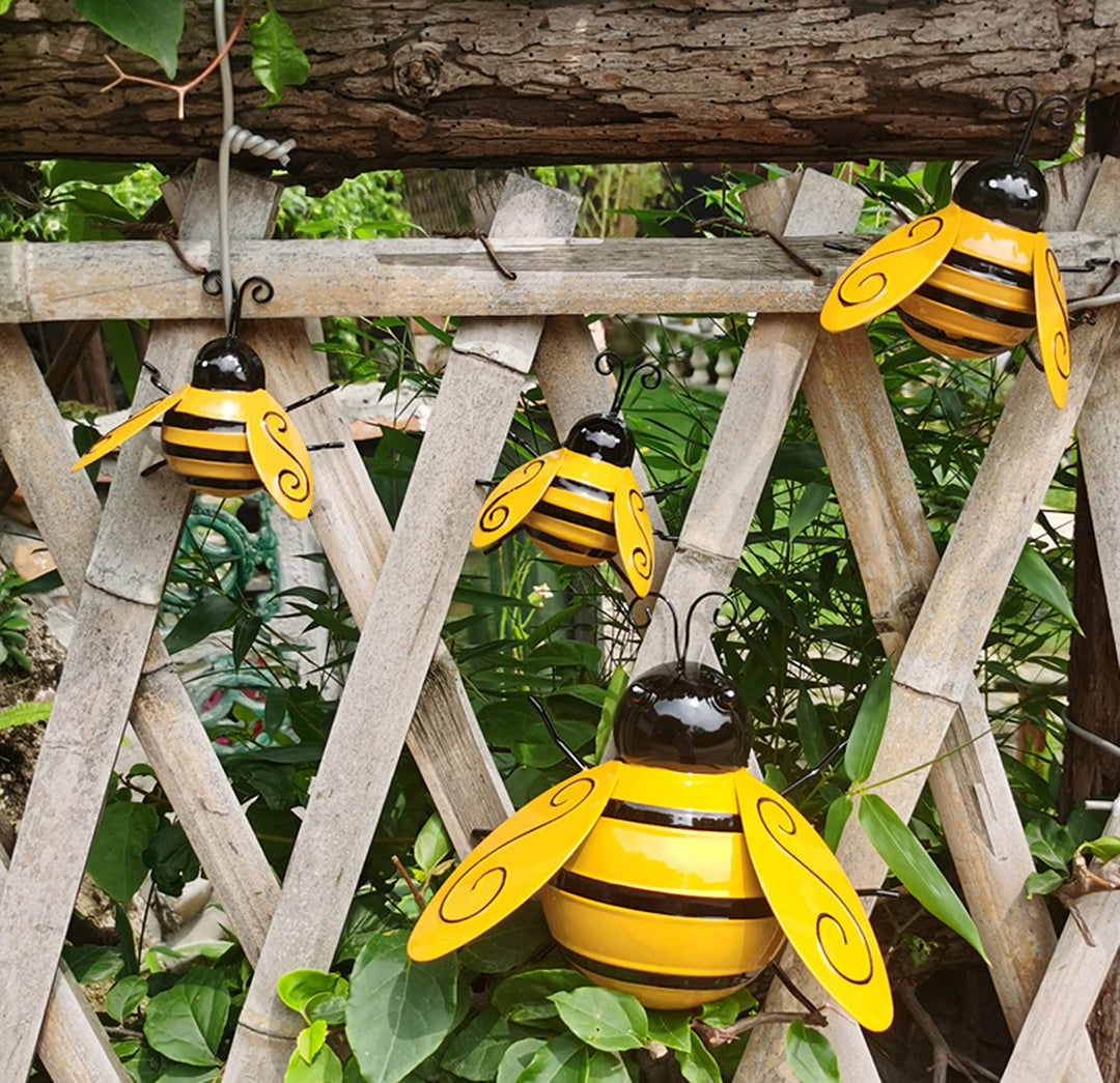 Metal Wall Art, 4PCS Metal Bumble Bee Wall Decor, 3D Iron Bee Art Sculpture Hanging Wall Decorations for Outdoor Home Garden