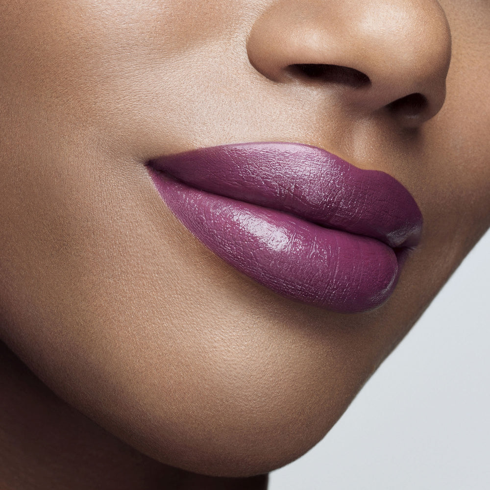 Queen Stay Luscious Lipstick Elegance, .12 oz (packaging may vary)