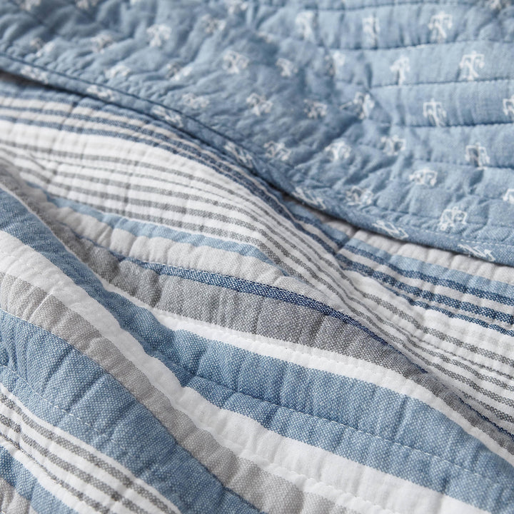 Quilt Set Cotton Reversible Bedding with Matching Sham, Dorm Room Essentials, Twin, Jettison Grey