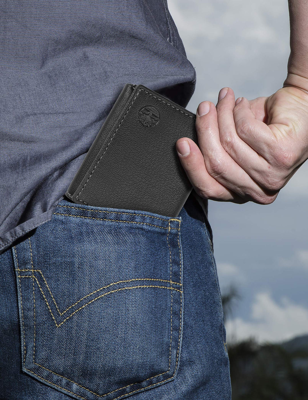 Men's Leather Trifold Wallet with Id Window, Black (Blix), One Size