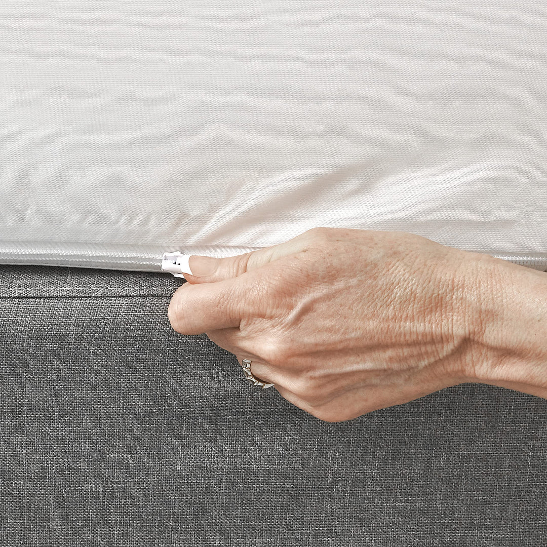 Waterproof Zippered Mattress Protector, Full, White