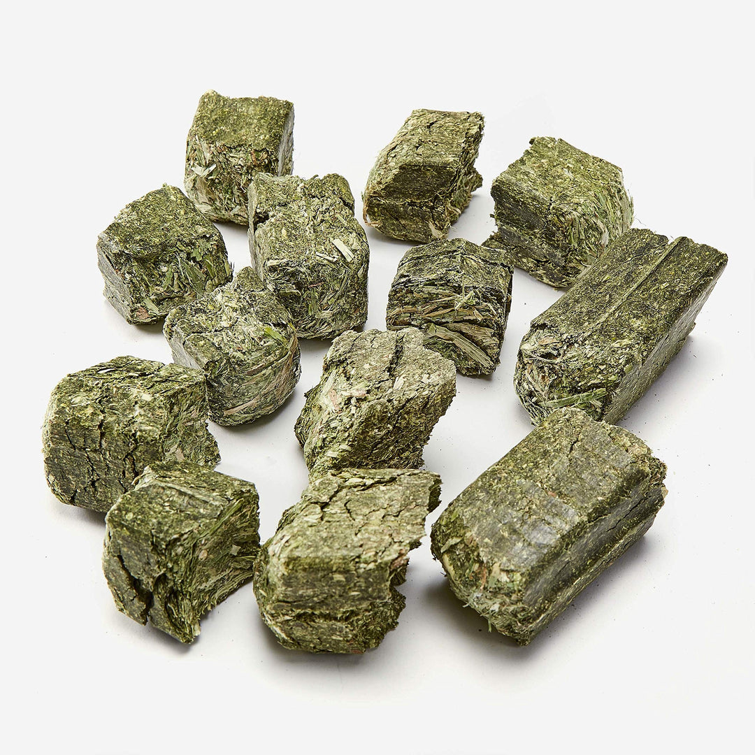 Timothy Hay Blend Cubes for Pet Rabbits, Guinea Pigs, Chinchillas, and Other Small Animals, 1 Pound