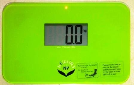 NewlineNY Step On Super Mini Travel Bathroom Scale with Trip Protection Sleeve: SBB0638SM-GN (Green) + NY-SMS-S001-BG