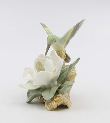 96402 Hummingbird with Magnolia, Green