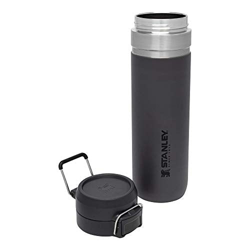 Stanley Quick Flip GO Water Bottle 24 OZ / 0.71 L | Pus