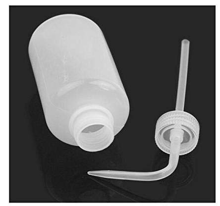 2PCS 500ml Empty Clear Plastic Plant Flower Succulent Watering Bent Mouth Watering Cans Measuring Squeeze Bottle for Home Garden Use