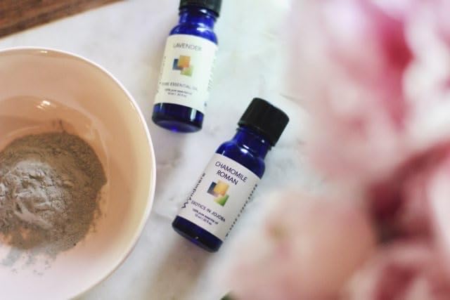 Chamomile Roman Essential Oil in Jojoba Oil - .33 Fl Oz