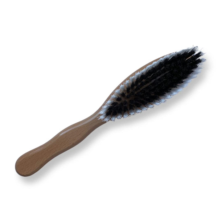 Clothes &amp; Garment Brush | for Leather, Suede, Nubuck, Velvet, Cashmere, Alcantara and Other Fabrics | for Furniture, Clothing and Accessories