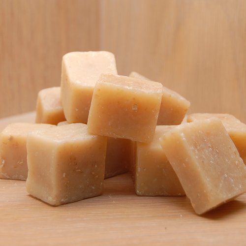 Handmade Goat Milk Soap Oatmeal &#39;n Honey Soap (2 Pack - 4.5oz./Bar)