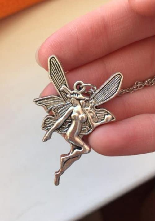 9 PCS Grunge Necklace Set Goth Cross Saturn Thorns Gothic Angel Heart Wing Chain Choker Necklace for Women Teen Girls