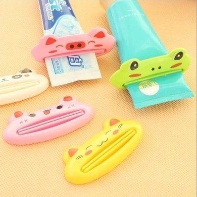 DMtse 4 X Home Design Shaped Toothpaste Tube Squeezers 
