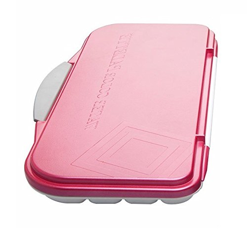 Airtight Watercolor 18-Well Fuchsia Palette