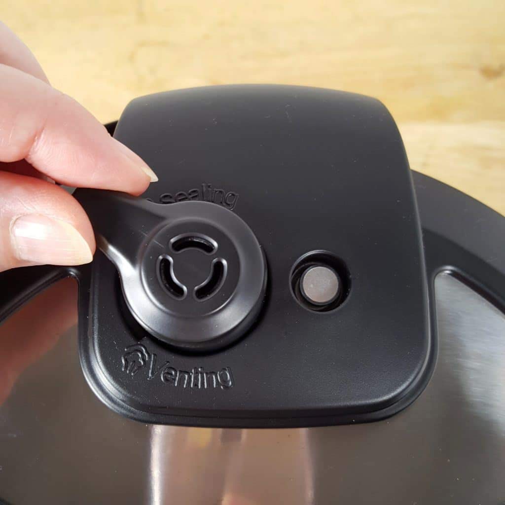 Steam Release Valve for Instant Pot Duo Model 3, 6, 8 Qt Steam Release Handle Pressure Cooker Replacement Part Accessories
