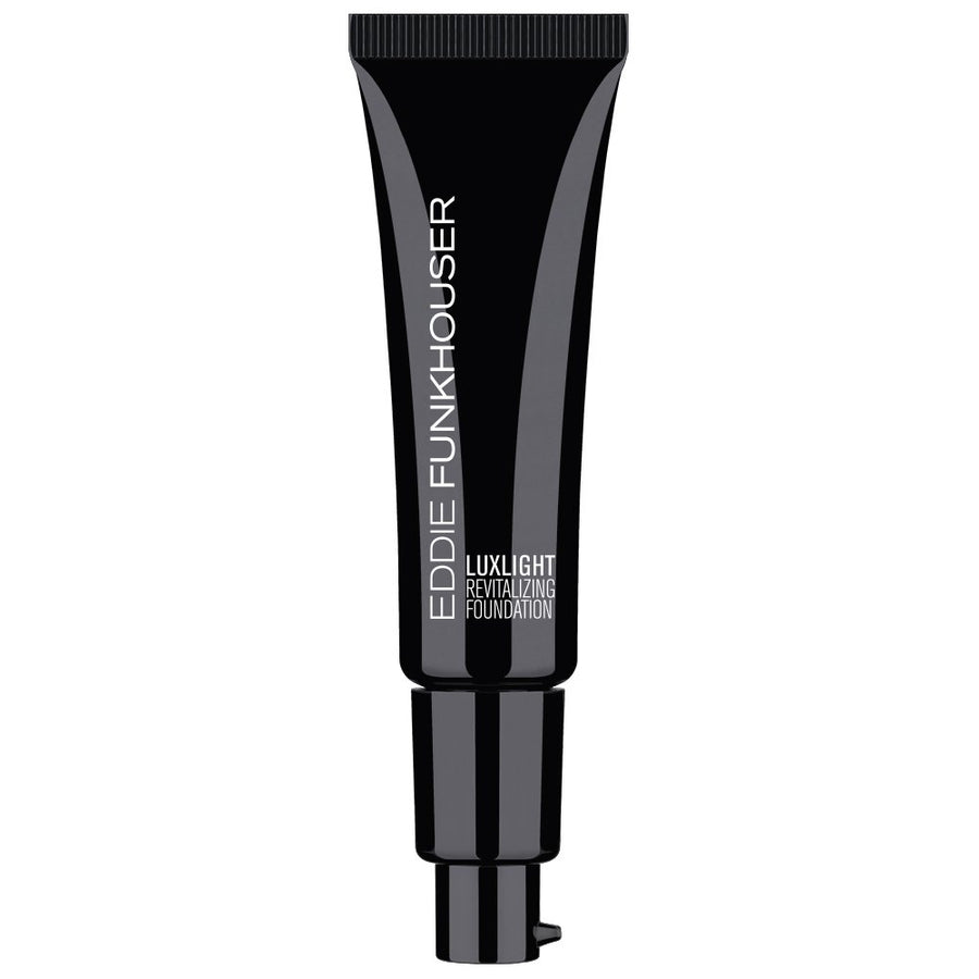 Luxlight Revitalizing Foundation, Light, 32 ml / 1.08 fl. oz.