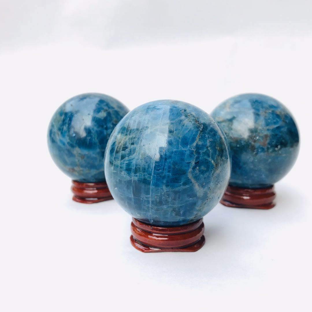 1pc 50MM New Natural Crystal Sphere Polished Energy Blue Apatite Crystal Balls for Home Decorative