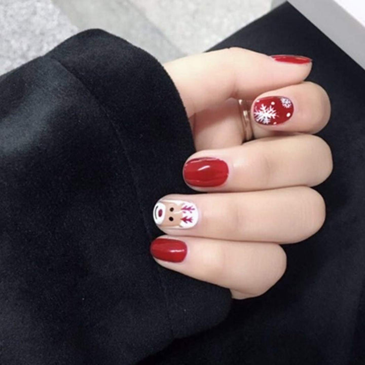 Press on Nails Short Square Fake Red Nails for Christmas Snowflake False Nails with Designs Reindeer Nails Full Cover Artificial Nails Acrylic Nails Stick on Nails for Women and Girls Gifts