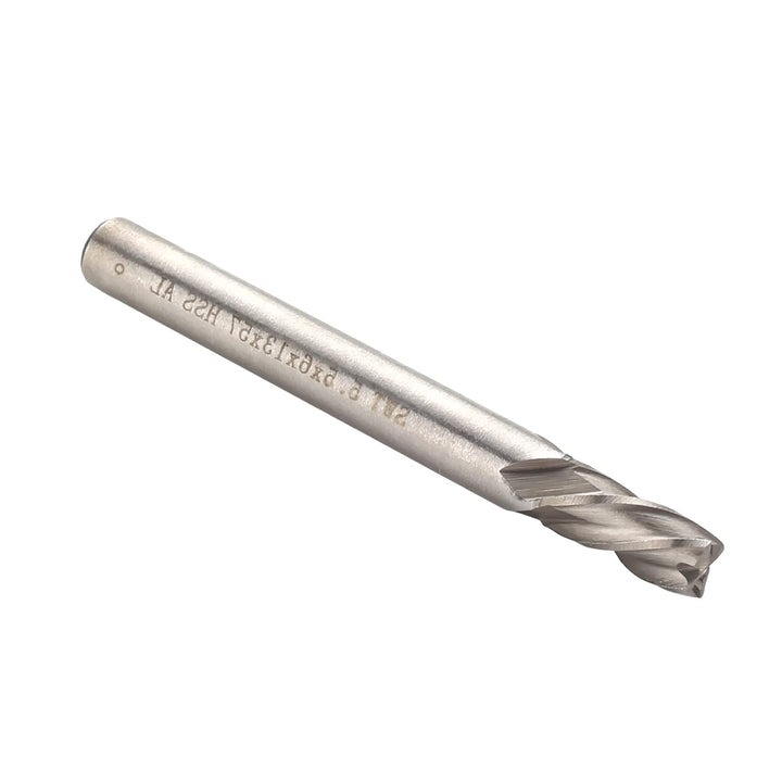 5.5mm 4 Flutes Straight Shank End Mill Cutter, HSS-AL Spiral Bits Cut Assembled On Milling Machines, Round Shank Milling Cutting Tool for Stainless Steel Alloy Copper Metal 1Pcs