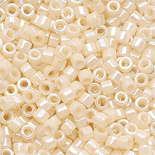 Delica Seed Beads 11/0 Opaque Cream AB DB157 6.8 Grams