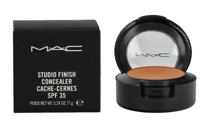 MAC Studio Finish Concealer SPF35 NC45