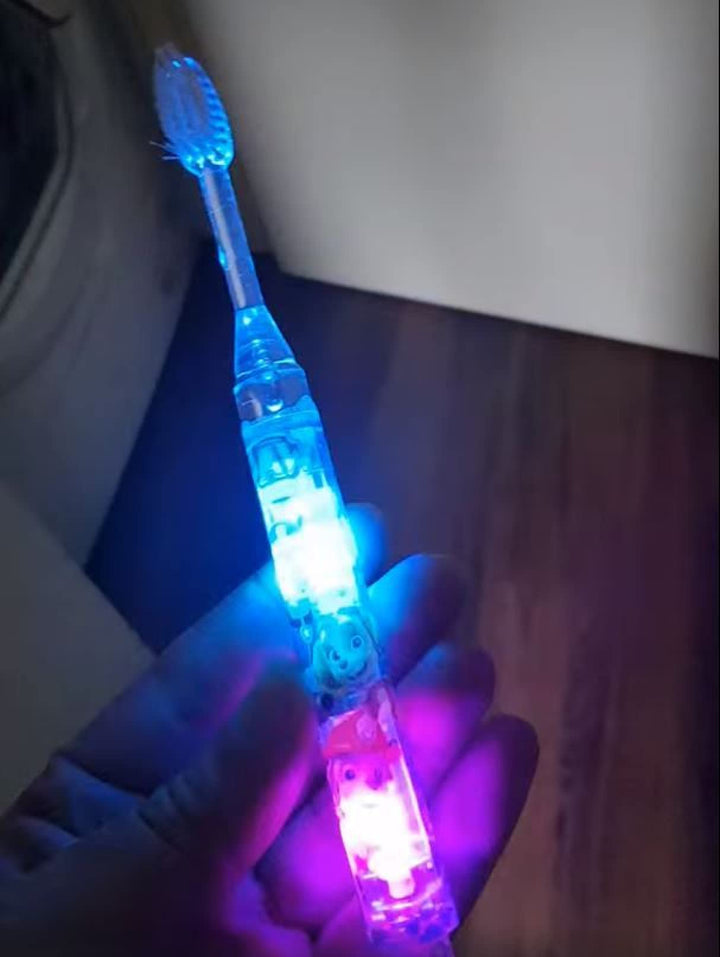 Paw Patrol Nickelodeon Flashing Toothbrush
