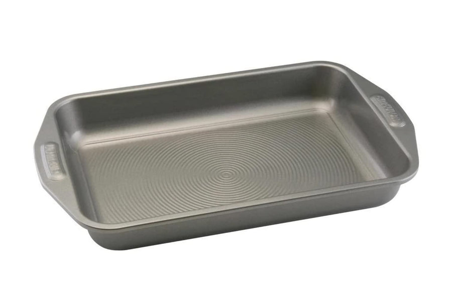 Circulon Nonstick Bakeware 9-Inch x 13-Inch Cake Pan, G