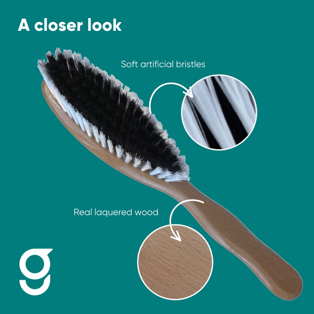 Clothes &amp; Garment Brush | for Leather, Suede, Nubuck, Velvet, Cashmere, Alcantara and Other Fabrics | for Furniture, Clothing and Accessories