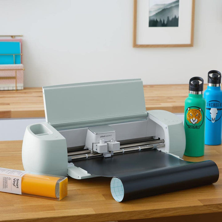 Cricut Smart Permanent Vinyl (13in x 12ft, Red) for Exp