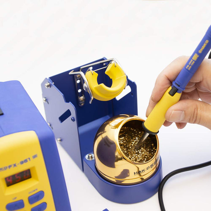 Hakko 599B-02 Solder Tip Cleaning Wire and Holder, 1 PA