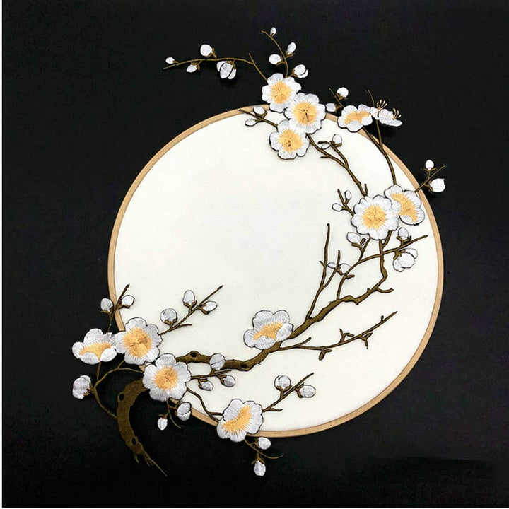 1pcs Plum Blossom Flower Applique Clothing Embroidery Patch Fabric Sticker Iron On Patch Craft Sewing Repair Embroidered(Bud Green)