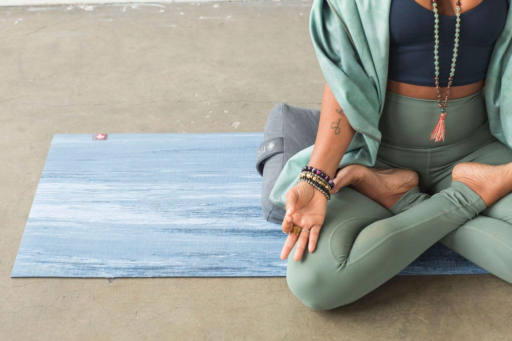 eKO Lite Yoga Mat - For Women and Men, Lightweight, Durable, Non Slip Grip, 4mm Thick, 71 Inch, Ebb Marbled Blue