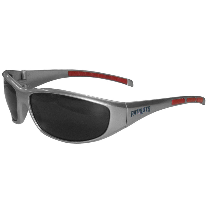 Siskiyou Sports NFL New England Patriots Adult Sunglass and Bag Set, Blue (2FSG120EB)