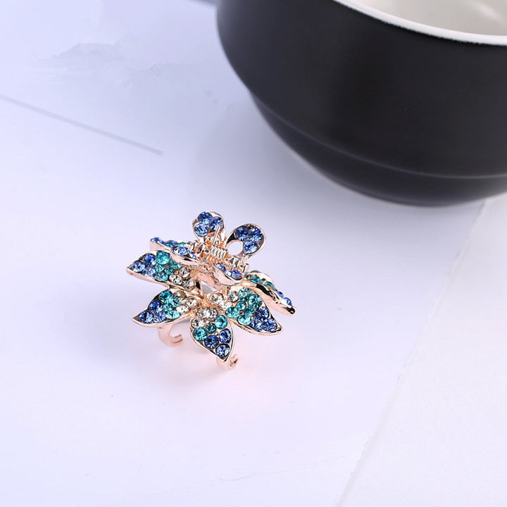 Casualfashion 4Pcs Fashion Crystal Leaf Style Mini Bangs Clips Small Rhinestone Hair Claws Hairpins for Women Girls 1.100.59 inch