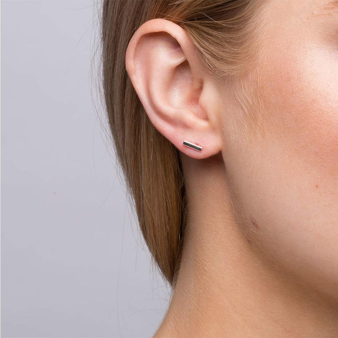 Sterling Silver Stud Earrings for Women Men- 4 Pairs of Hypoallergenic Simple Geometric Small Stud Earring Set Tiny Circle Triangle Square Bar Stud Earrings Mini Cartilage Tragus Earrings(Sliver)