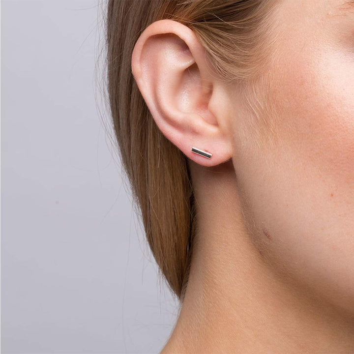 Sterling Silver Stud Earrings for Women Men- 4 Pairs of Hypoallergenic Simple Geometric Small Stud Earring Set Tiny Circle Triangle Square Bar Stud Earrings Mini Cartilage Tragus Earrings(Sliver)