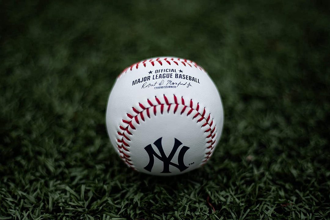 MLB Los Angeles Dodgers Team Logo Baseball, White, 1