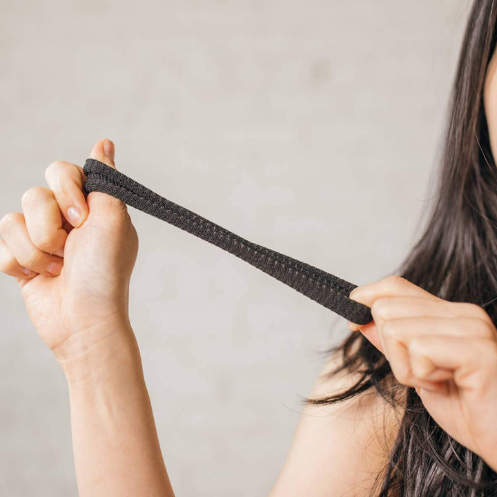 - The Ultimate Hair Ties for Thick Heavy or Curly Hair. No Slipping Damage Breaking or Stretching Out. Seamless Ponytail Holders Scrunchies Sports Hair Ties for Thick Hair (Black)