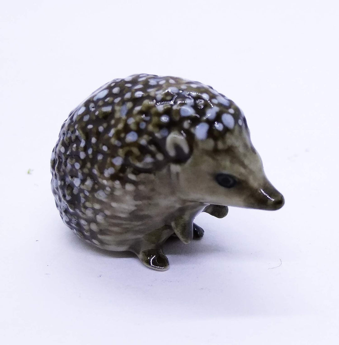 Tiny 1¼ Long Brown Sitting Hedgehog Figurine - Miniature Hand Made Painted Ceramic Porcupine Echidna Spiny Mammal Nocturnal Animals Porcelain Decorative Collectible Figurines Décor Gifts