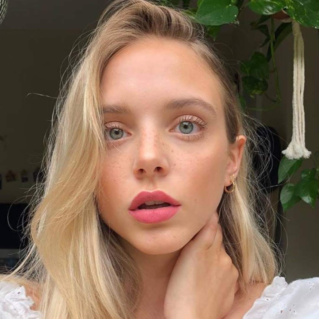 Naturally Nude Rosè Premium Matte Lip Liner Pencils