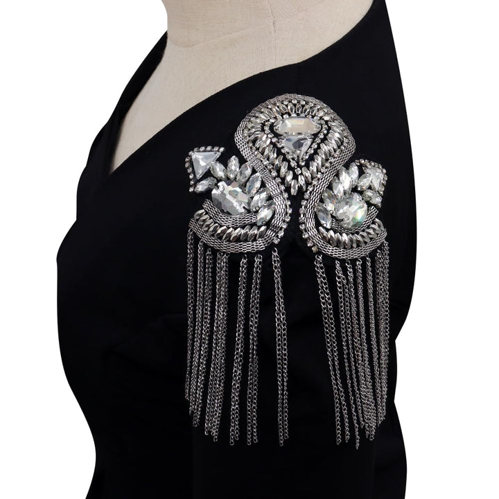 1pair Beaded Rhinestones Blazer Epaulet Kpop Fringe Tassel Metal Shoulder Epaulette Spikes Brooch Women Men Suit Accessories