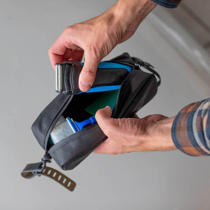 Hanging Toiletry Bag, Water Resistant Hanging Travel Toiletry Bag for Shaving Kits, Makeup, Hanging Toiletry Bag for Men Dopp Kit &amp; Hanging Cosmetic Travel Bag for Women (Black Mini)