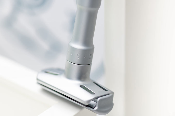 Merkur Razor Adjustable Futur Brushed Chrome Safety Raz
